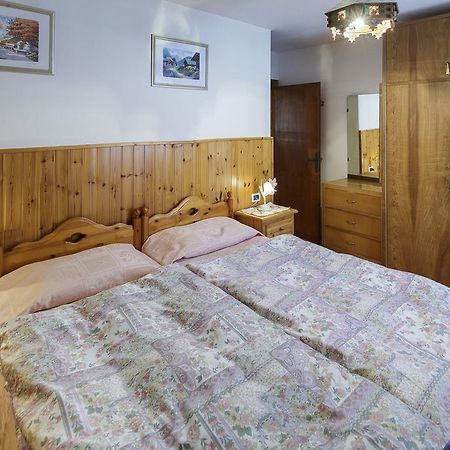 Villa Casanova - Stayincortina Кортіна-д'Ампеццо Номер фото